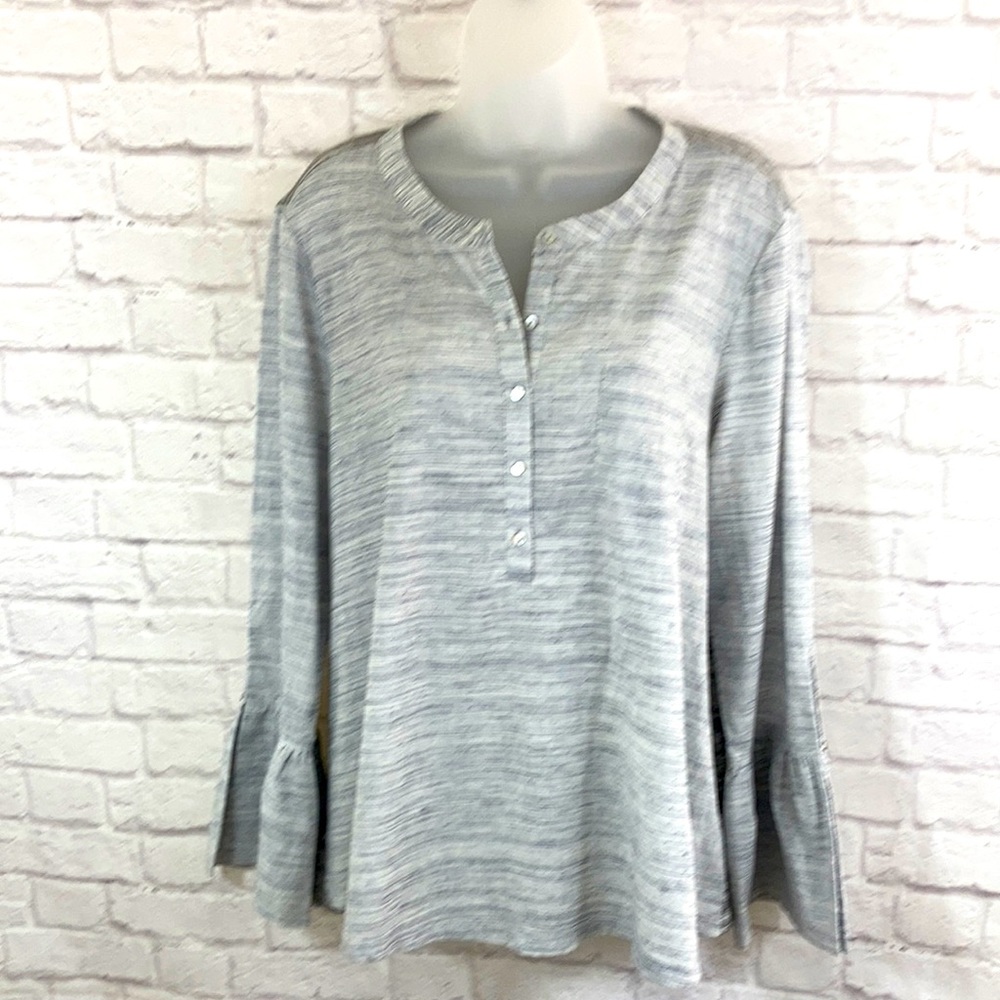 Relished Women’s Bell Sleeve Blouse